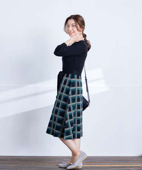 リボンベルト付きチェック柄ニットワンピース